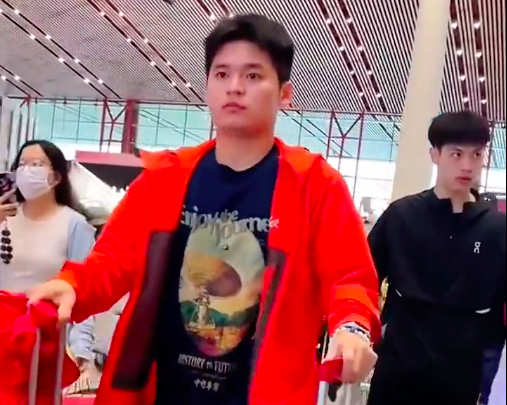 和队友们一, 简单的休息, src