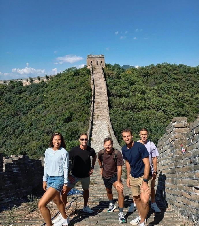 显示, om, 赛事和深圳